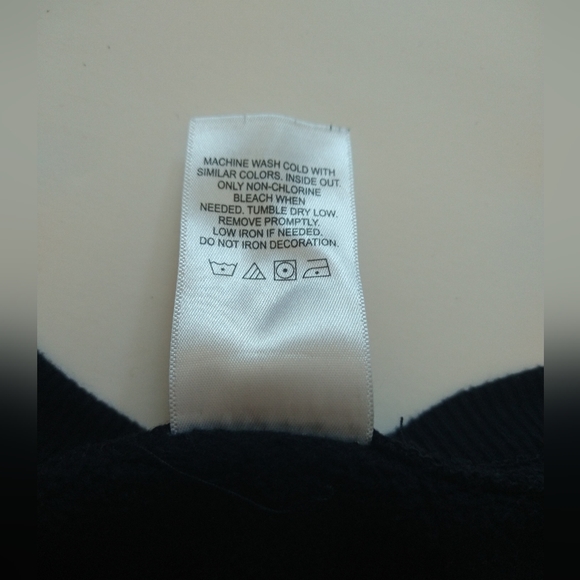 Disney Women's Black Sweatshirt Size S Holiday Mickey Mouse Fleece Pullover - Picture 5 of 10